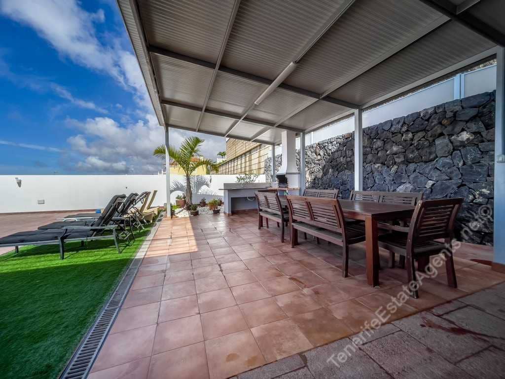 3 sovrum Villa till salu i Roque del Conde med pool - 1 100 000 € (Ref: 8899702)