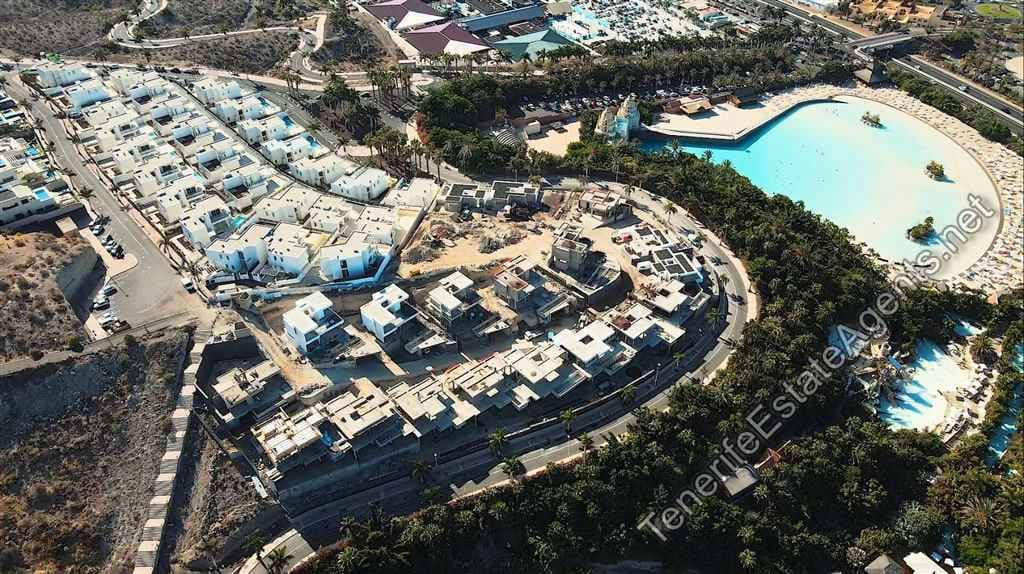 3 bedroom Villa for sale in Adeje with pool - € 2,700,000 (Ref: 8914664)