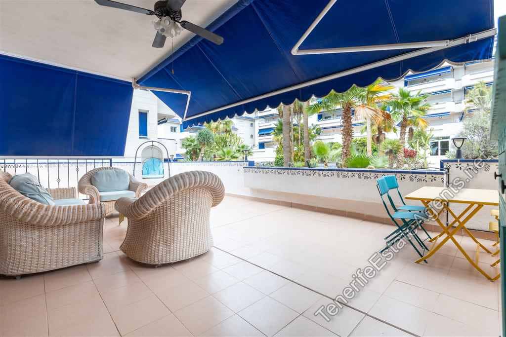 2 bedroom Apartment for sale in Los Cristianos with pool - € 575,000 (Ref: 9262108)