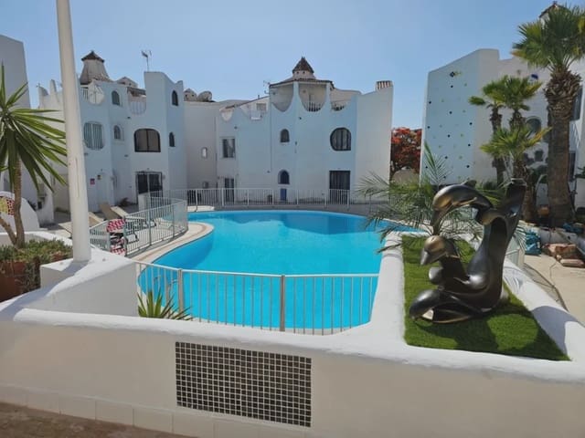2 sypialnia Apartament na sprzedaż w Playa de las Americas, Arona z basenem - 299 950 € (Ref: 9275649)