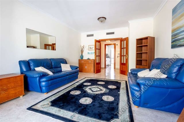 2 soverom Leilighet til salgs i Los Cristianos, Arona med svømmebasseng - € 475 000 (Ref: 9310347)