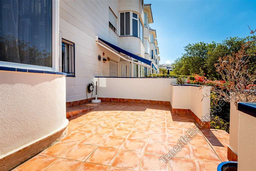 2 bedroom Apartment for sale in Los Cristianos with pool - € 475,000 (Ref: 9310347)