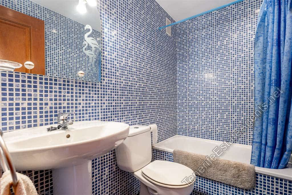 2 bedroom Apartment for sale in Los Cristianos with pool - € 475,000 (Ref: 9310347)