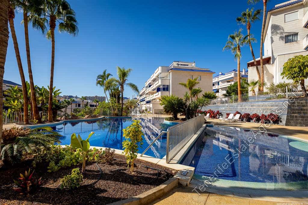 2 bedroom Apartment for sale in Los Cristianos with pool - € 475,000 (Ref: 9310347)