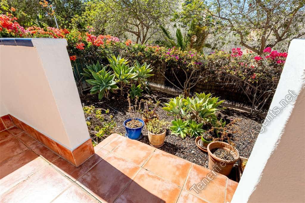 2 bedroom Apartment for sale in Los Cristianos with pool - € 475,000 (Ref: 9310347)