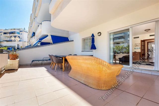 Apartamento de 2 habitaciones en Los Cristianos, Arona en venta con piscina - 475.000 € (Ref: 9310347)