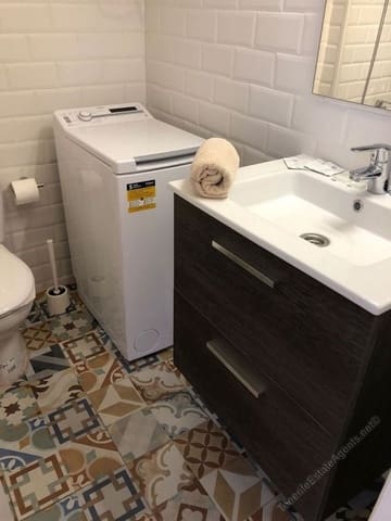 Studio te koop in Los Cristianos, Arona met zwembad - € 220.000 (Ref: 9329979)