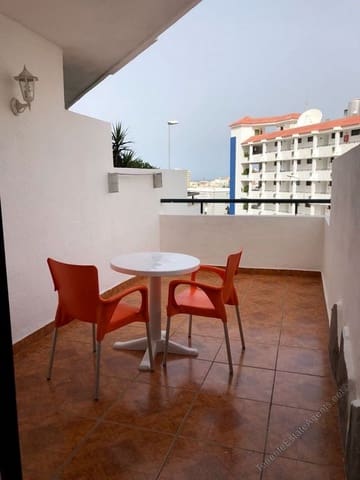 Studio te koop in Los Cristianos, Arona met zwembad - € 220.000 (Ref: 9329979)
