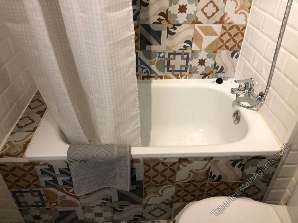 Studio til salgs i Los Cristianos med svømmebasseng - € 220 000 (Ref: 9329979)