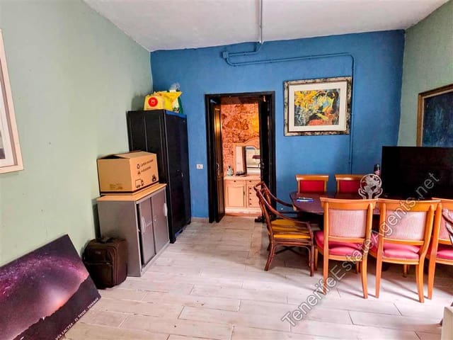 5 soveværelse Byhus til salg i Arona - € 179.950 (Ref: 9376500)