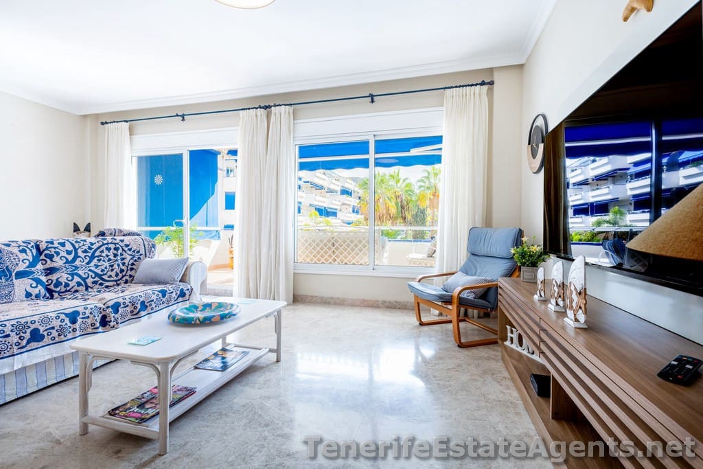 4 makuuhuone Huoneisto myytävänä paikassa Los Cristianos mukana uima-altaan - 719 950 € (Ref: 9425691)