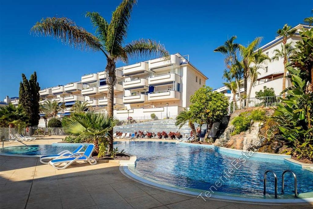 4 makuuhuone Huoneisto myytävänä paikassa Los Cristianos mukana uima-altaan - 719 950 € (Ref: 9425691)