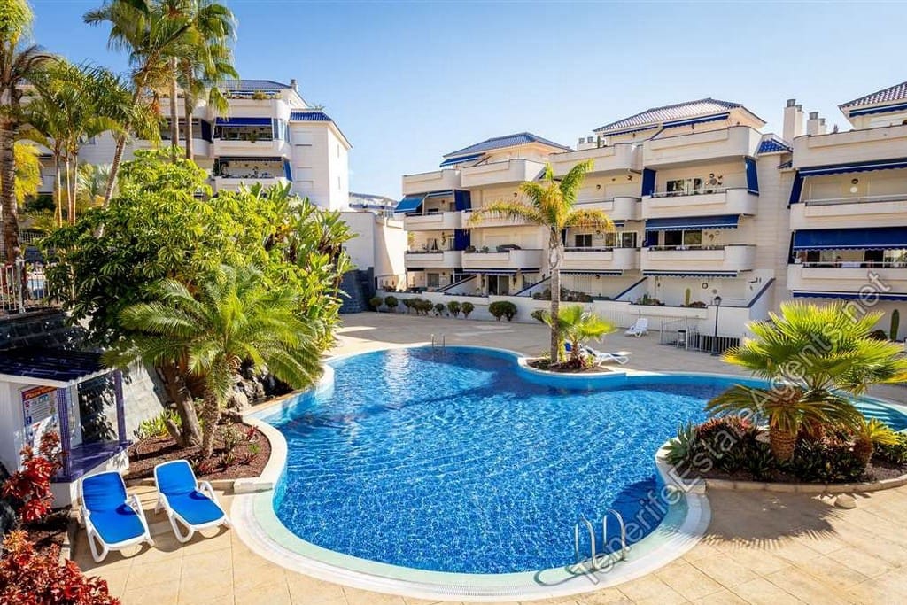 4 makuuhuone Huoneisto myytävänä paikassa Los Cristianos mukana uima-altaan - 719 950 € (Ref: 9425691)