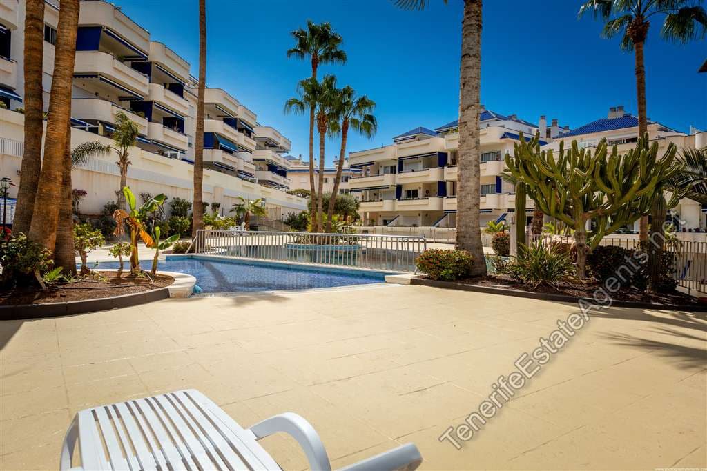 1 soverom Leilighet til salgs i Los Cristianos med svømmebasseng - € 295 000 (Ref: 9432855)