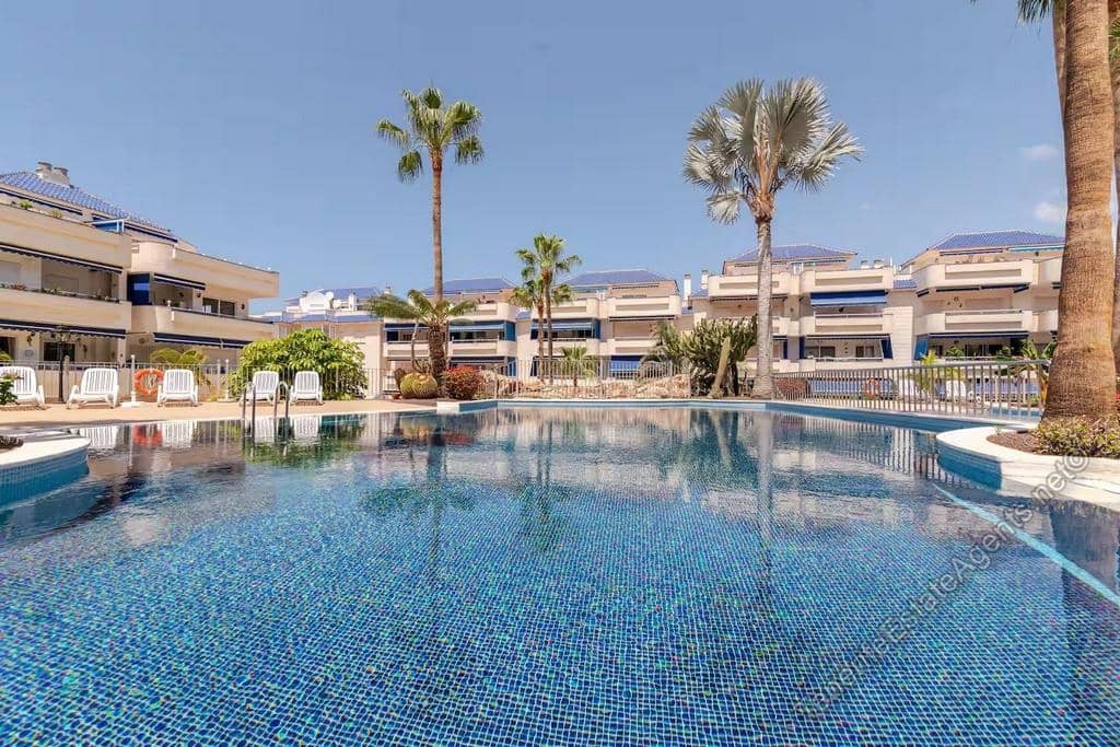 1 soverom Leilighet til salgs i Los Cristianos med svømmebasseng - € 295 000 (Ref: 9432855)