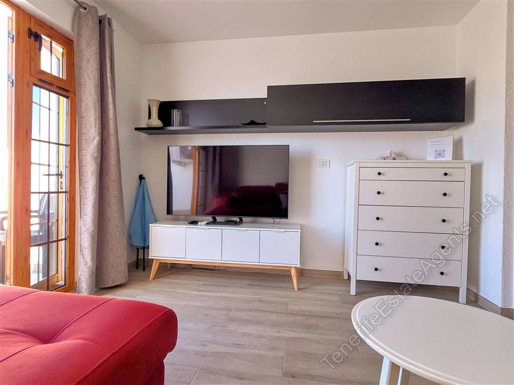 Studio for sale in Los Cristianos - € 225,000 (Ref: 9448560)