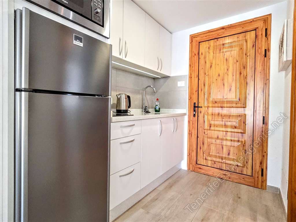 Studio for sale in Los Cristianos - € 225,000 (Ref: 9448560)