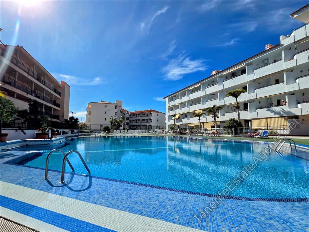 1 soveværelse Lejlighed til salg i Los Cristianos med swimmingpool - € 235.000 (Ref: 9525960)