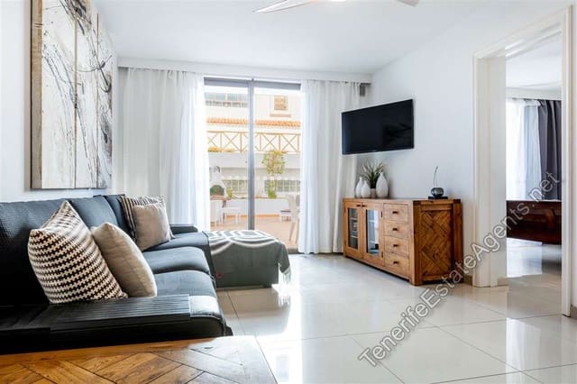 2 slaapkamer Appartement te koop in Playa de las Americas, Arona met zwembad - € 575.000 (Ref: 9580389)