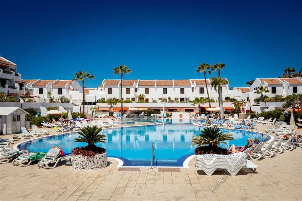 2 slaapkamer Appartement te koop in Playa de las Americas met zwembad - € 575.000 (Ref: 9580389)