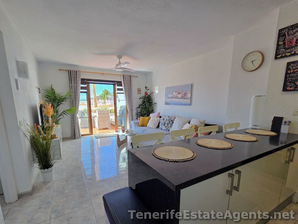 2 quarto Apartamento para venda em Los Cristianos com piscina - 439 950 € (Ref: 9636246)