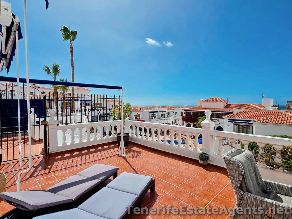2 quarto Apartamento para venda em Los Cristianos com piscina - 399 950 € (Ref: 9636246)