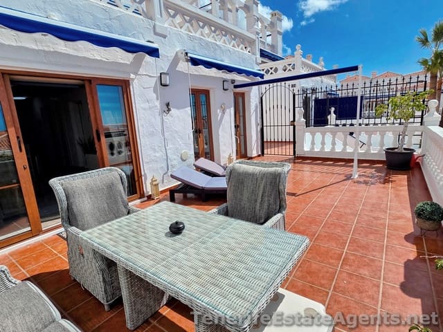 2 makuuhuone Huoneisto myytävänä paikassa Los Cristianos, Arona mukana uima-altaan - 419 950 € (Ref: 9636246)