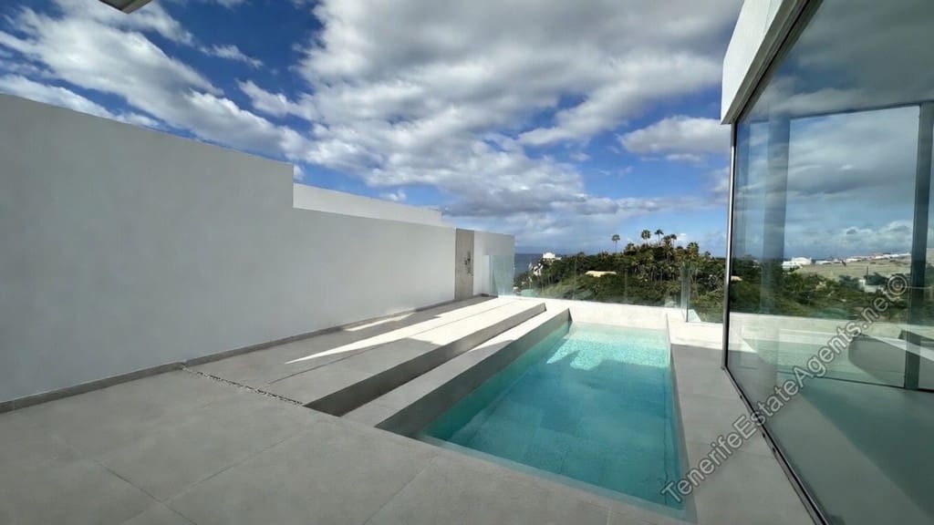 3 bedroom Villa for sale in Costa Adeje with pool - € 2,300,000 (Ref: 9824569)