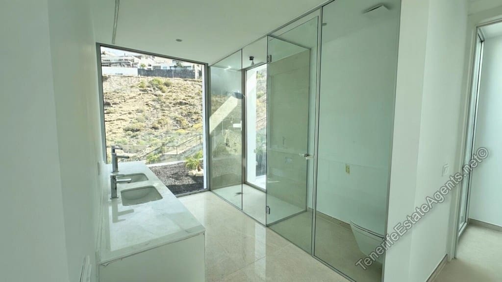 3 bedroom Villa for sale in Costa Adeje with pool - € 2,300,000 (Ref: 9824569)