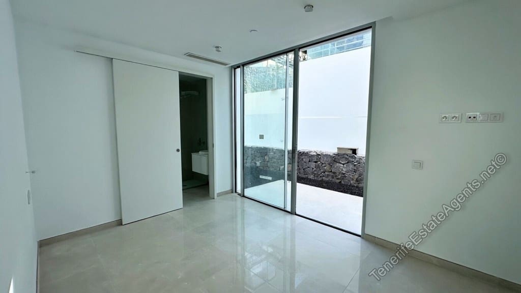 3 bedroom Villa for sale in Costa Adeje with pool - € 2,300,000 (Ref: 9824569)