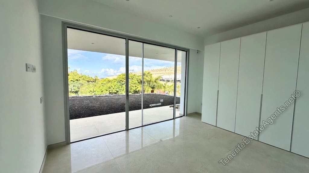3 bedroom Villa for sale in Costa Adeje with pool - € 2,300,000 (Ref: 9824569)