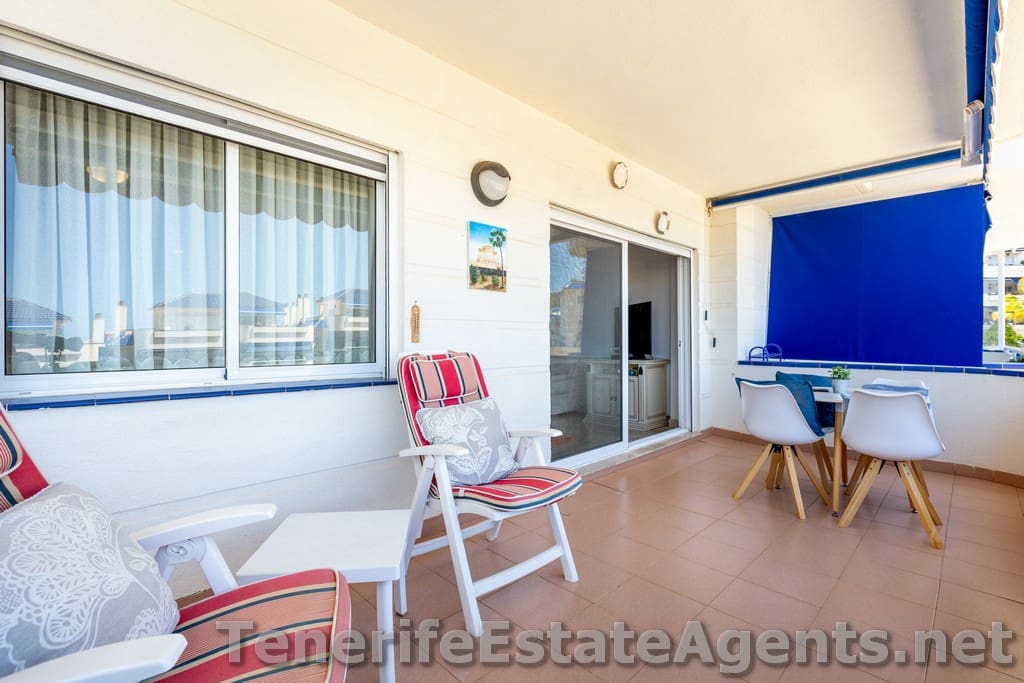 2 bedroom Apartment for sale in Los Cristianos with pool - € 459,950 (Ref: 9861410)