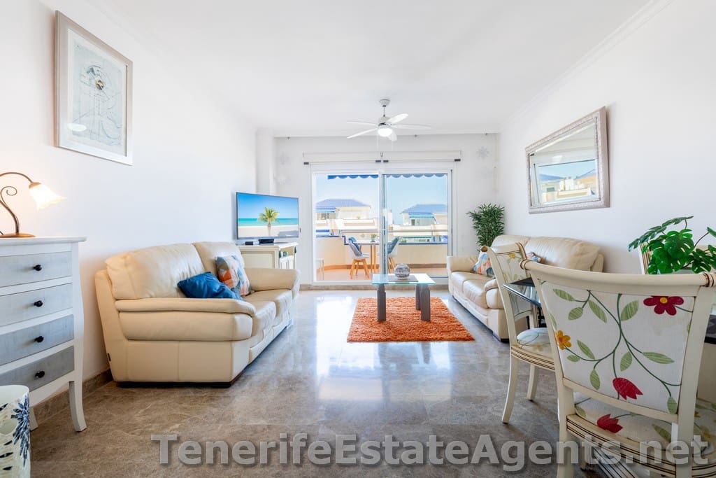 2 bedroom Apartment for sale in Los Cristianos with pool - € 459,950 (Ref: 9861410)
