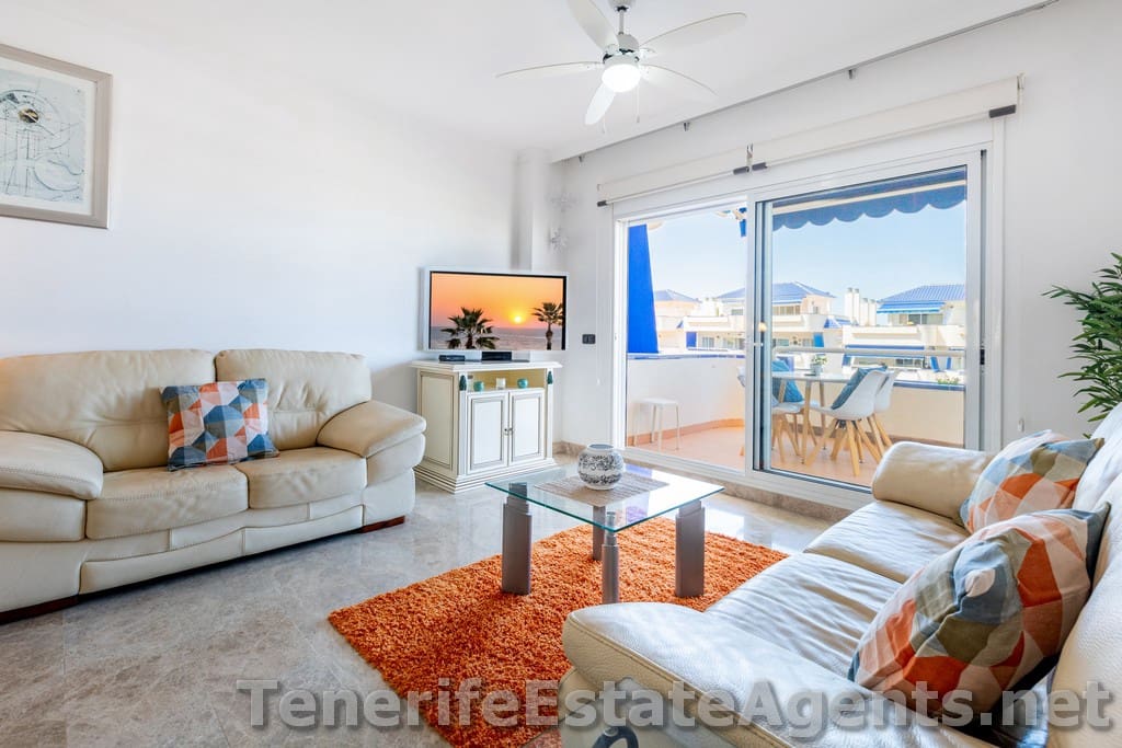 2 bedroom Apartment for sale in Los Cristianos with pool - € 459,950 (Ref: 9861410)