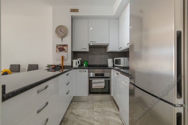 2 bedroom Apartment for sale in Adeje with pool - € 330,000 (Ref: 9900020)