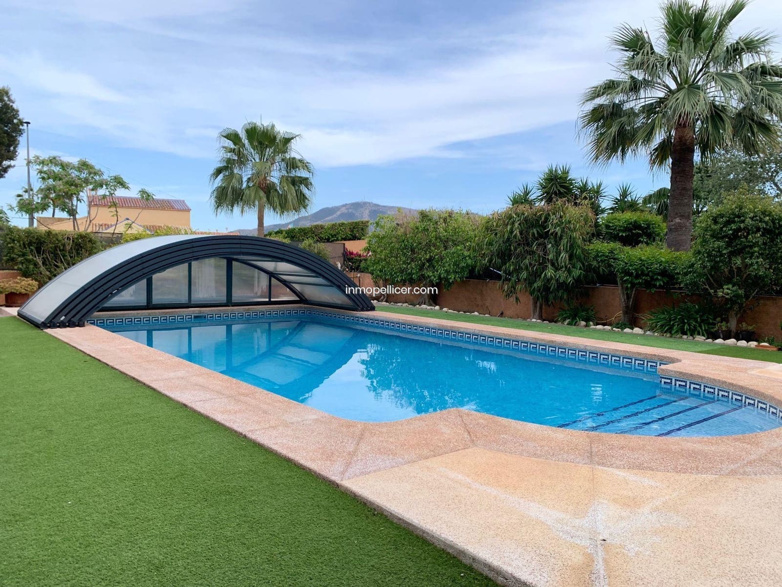 5 soveværelse Villa til salg i Alfaz del Pi / L'Alfas del Pi med swimmingpool garage - € 2.900.000 (Ref: 8184288)