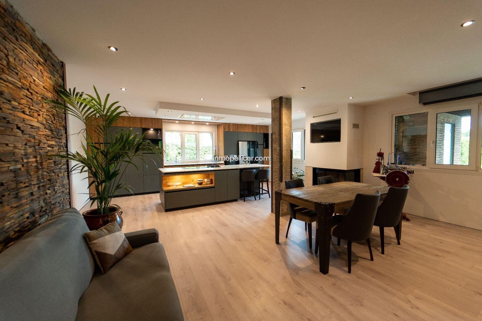 5 soveværelse Villa til salg i Alfaz del Pi / L'Alfas del Pi med swimmingpool garage - € 2.900.000 (Ref: 8184288)