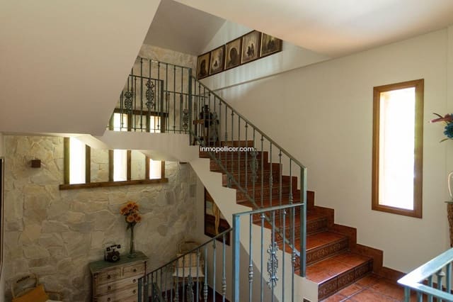 5 soveværelse Villa til salg i Alfaz del Pi / L'Alfàs del Pi med swimmingpool garage - € 2.900.000 (Ref: 8184288)