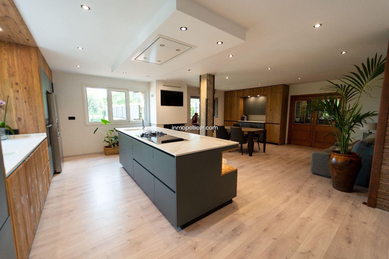 5 soveværelse Villa til salg i Alfaz del Pi / L'Alfas del Pi med swimmingpool garage - € 2.900.000 (Ref: 8184288)