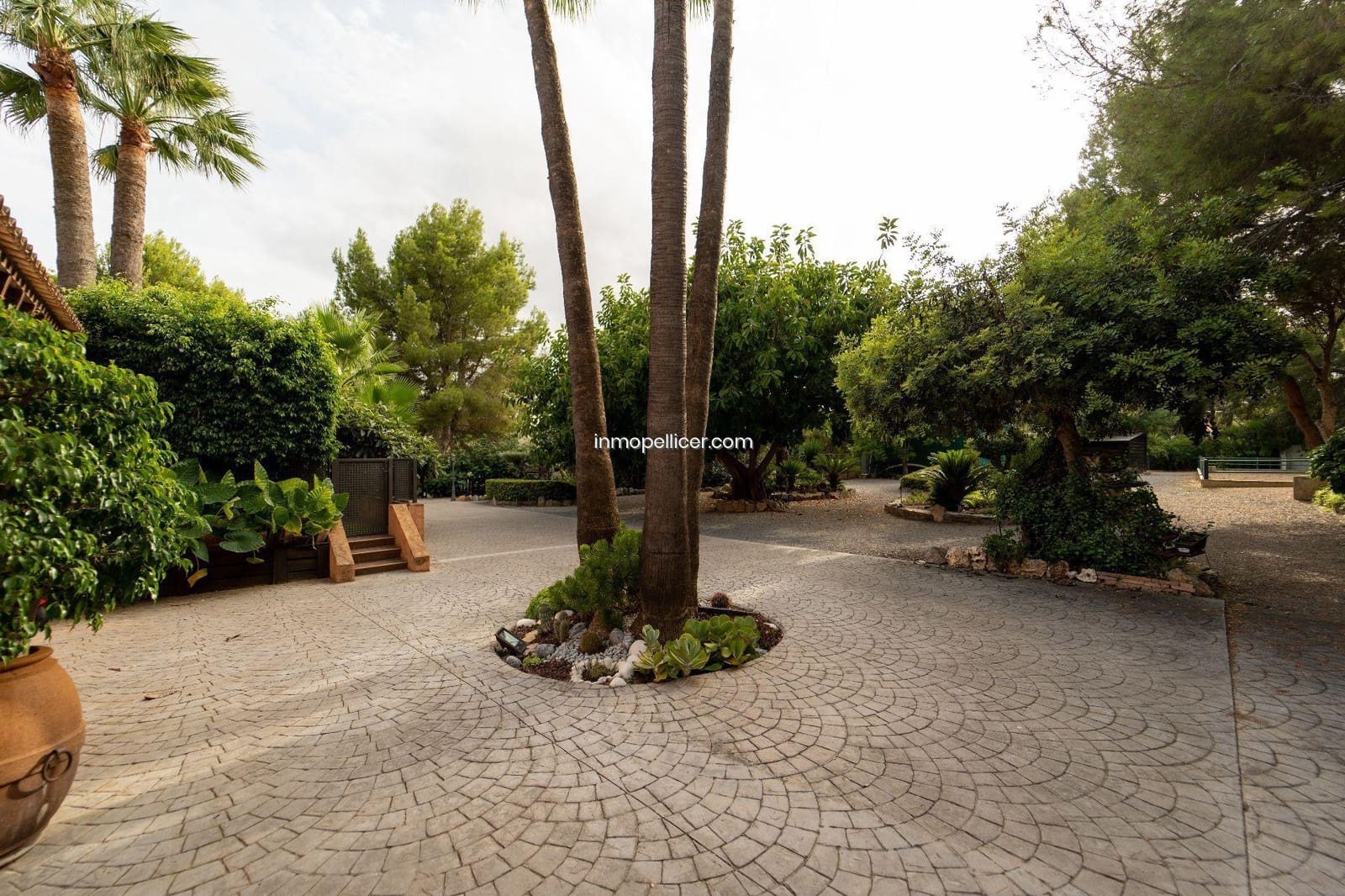 5 soveværelse Villa til salg i Alfaz del Pi / L'Alfas del Pi med swimmingpool garage - € 2.900.000 (Ref: 8184288)