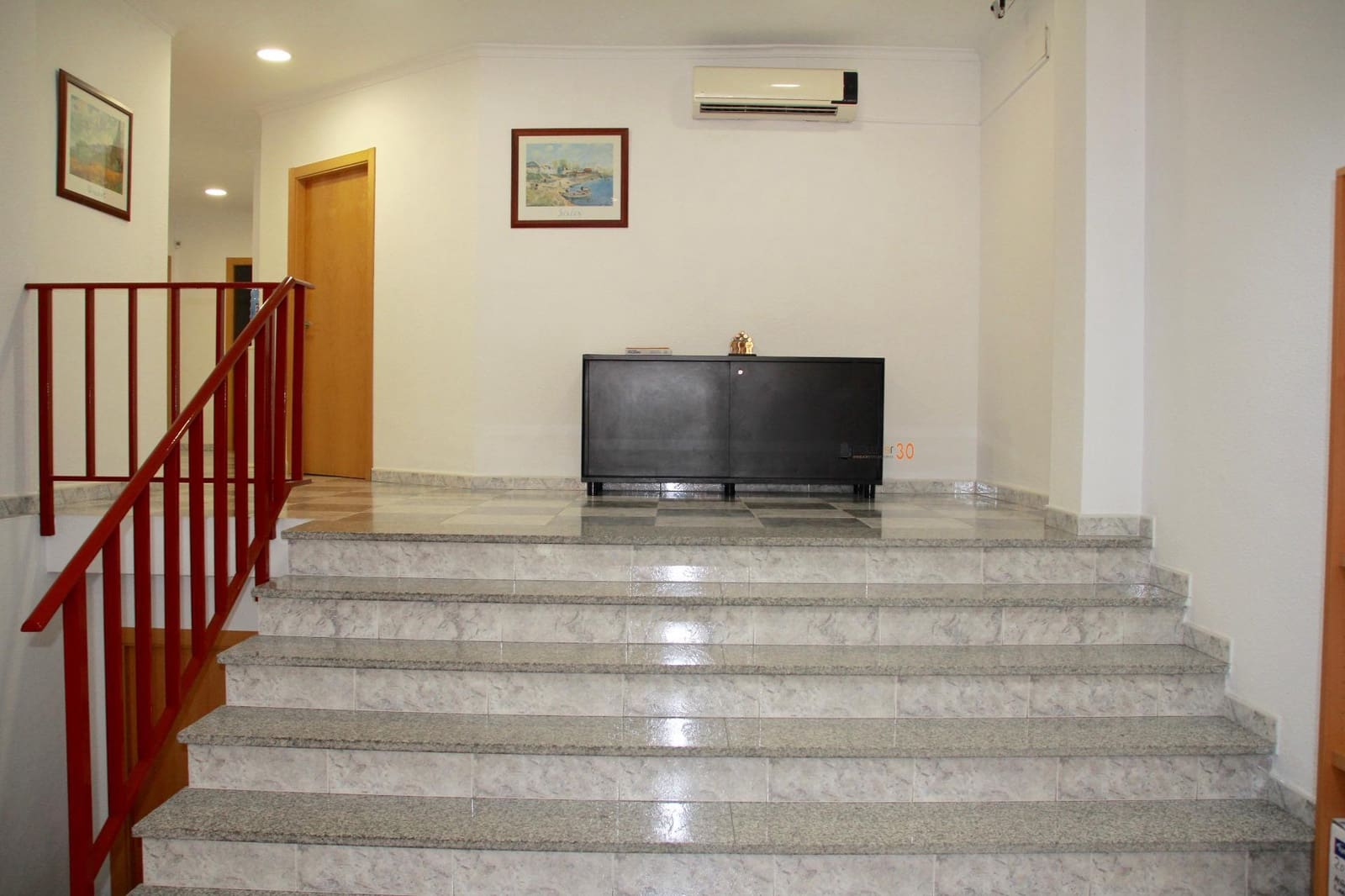 Erhverv til salg i Benidorm - € 395.000 (Ref: 8479498)