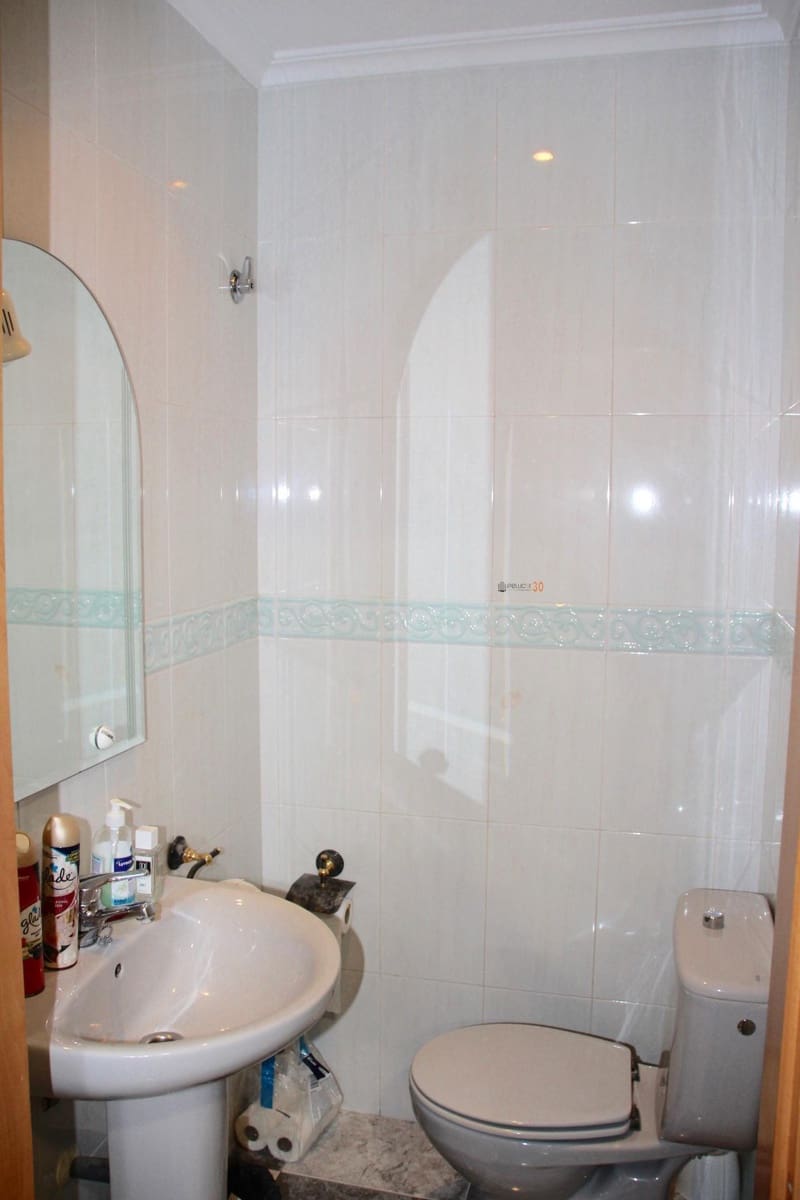 Erhverv til salg i Benidorm - € 395.000 (Ref: 8479498)