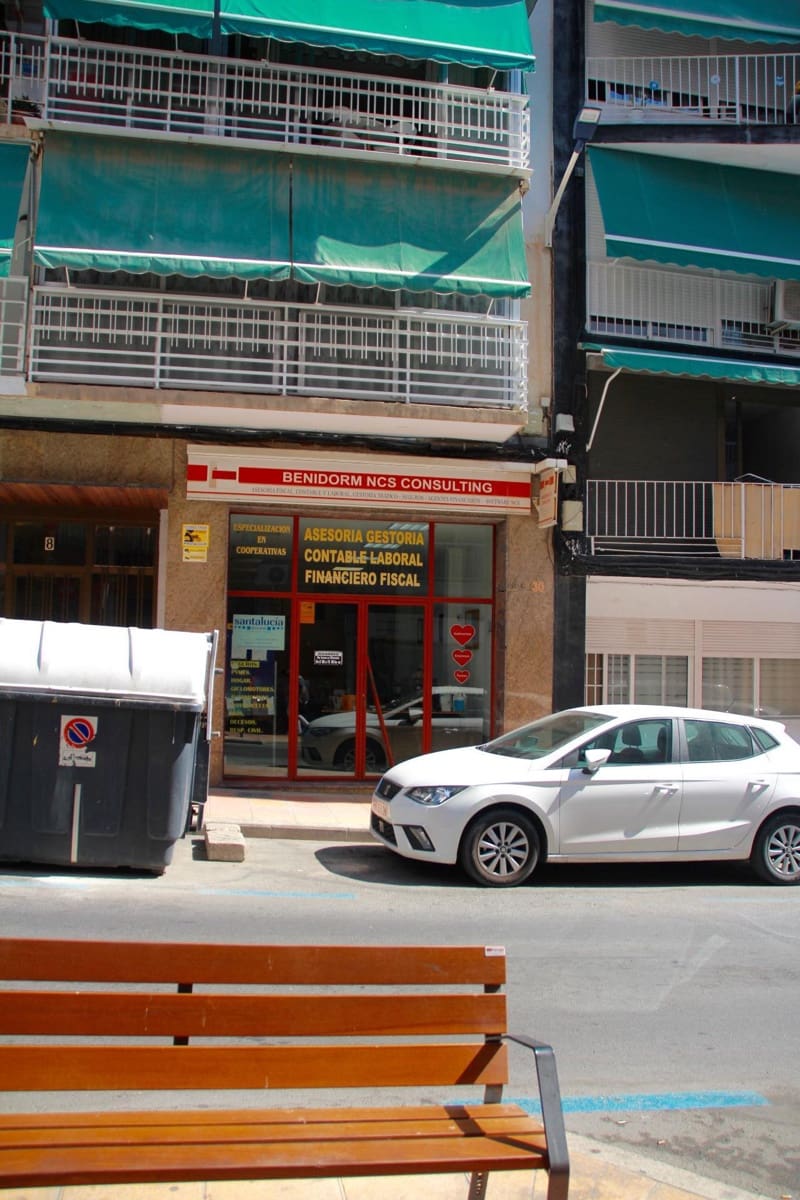 Erhverv til salg i Benidorm - € 395.000 (Ref: 8479498)
