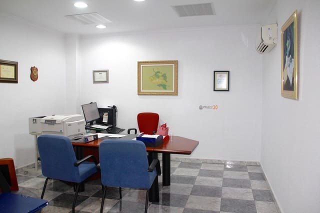 Comercial para venda em Poniente, Benidorm - 395 000 € (Ref: 8479498)