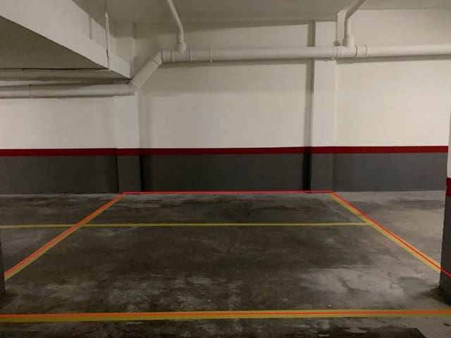 Garagem para venda em Poniente, Benidorm - 32 000 € (Ref: 8702633)