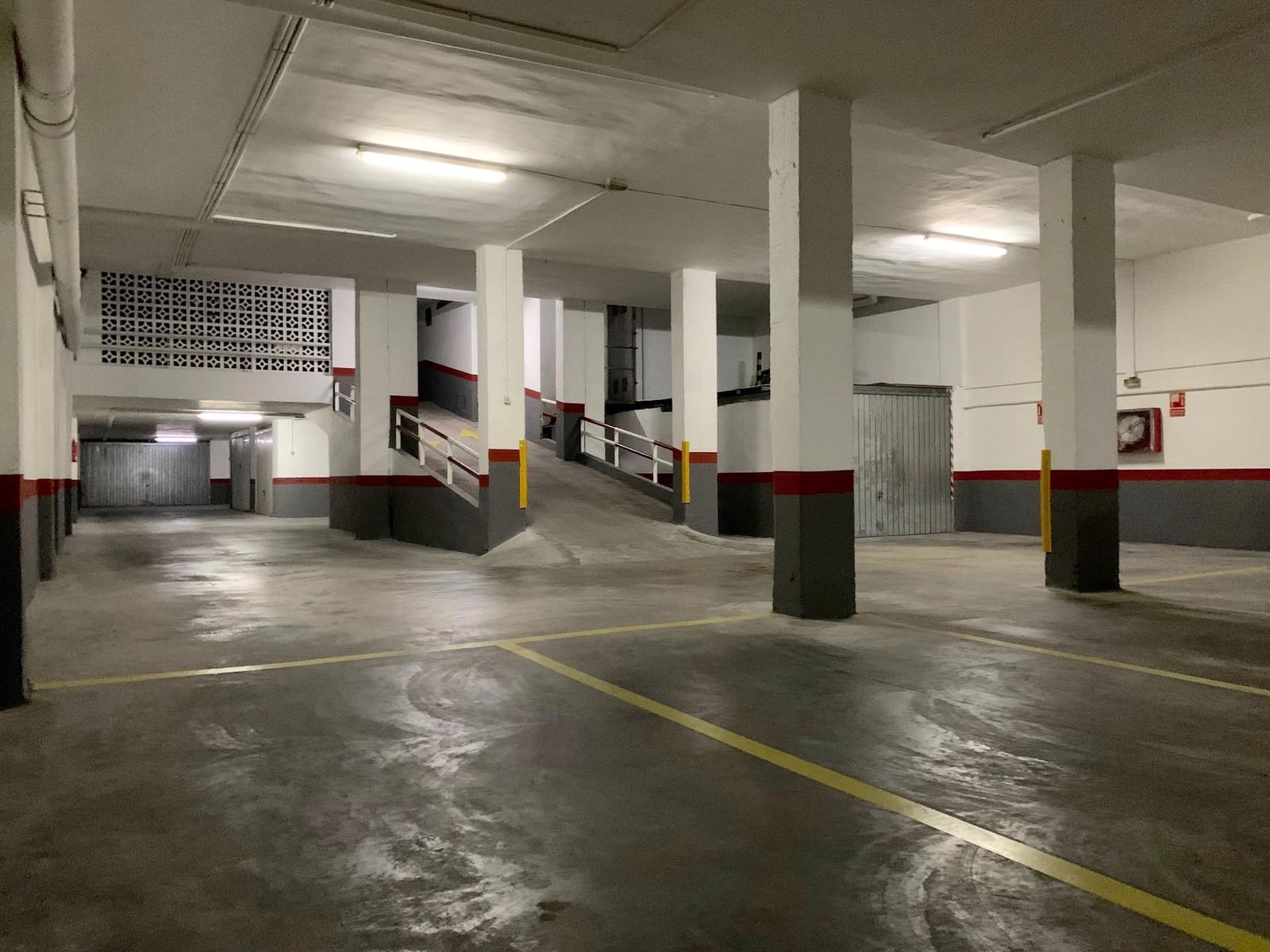 Garage til salg i Benidorm - € 32.000 (Ref: 8702633)