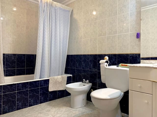 4 soveværelse Lejlighed til salg i Centro Urbano, Benidorm - € 350.000 (Ref: 8789702)