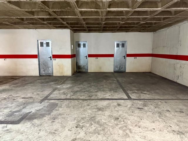 Garage in vendita in Levante, Benidorm - 27.500 € (Rif: 8994682)