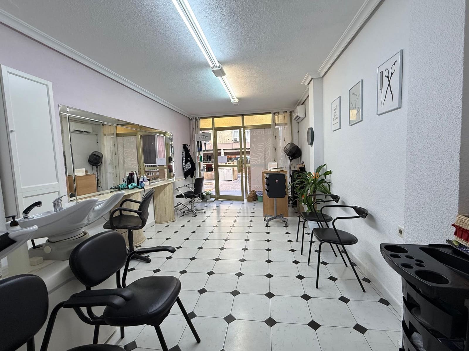 Bedrijf te koop in Benidorm - € 110.000 (Ref: 9208412)