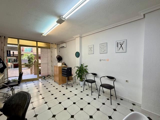 Business for sale in Levante, Benidorm - € 110,000 (Ref: 9208412)